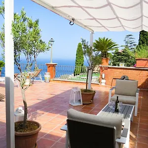 Athena Hotel apartamentowy